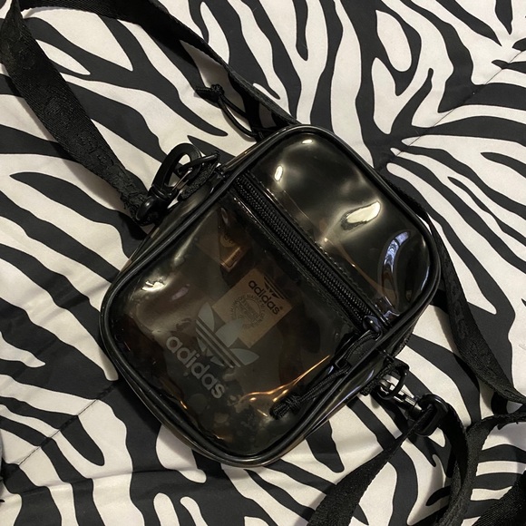 Adidas Crossbody - Picture 1 of 1